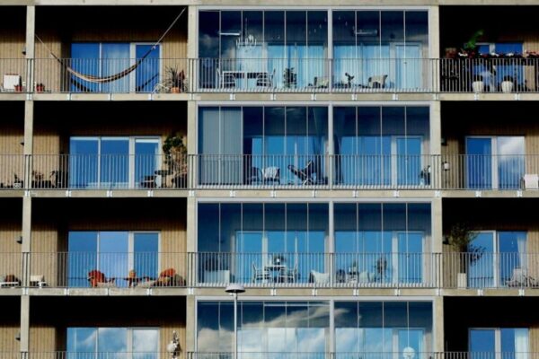 lifestyle migration crisis — Lifestyle