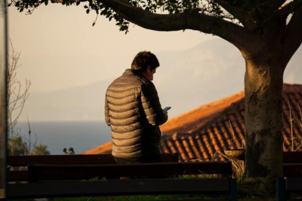 digital detox lifestyle — Lifestyle